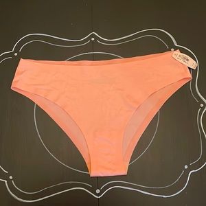 🆕Victorias Secret Peach 🍑Underwear